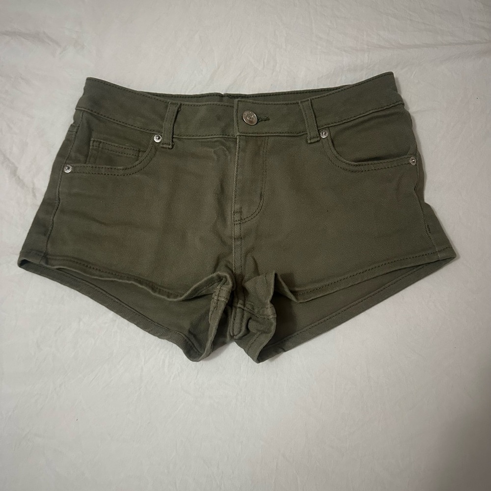 Low waist green/khaki Jean shorts